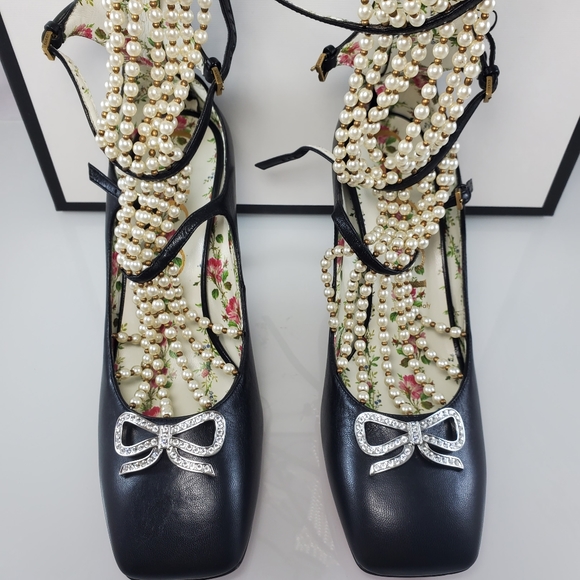 NWT$3400 Gucci Taide Pearlescent Caged Boot Pumps - Picture 12 of 16